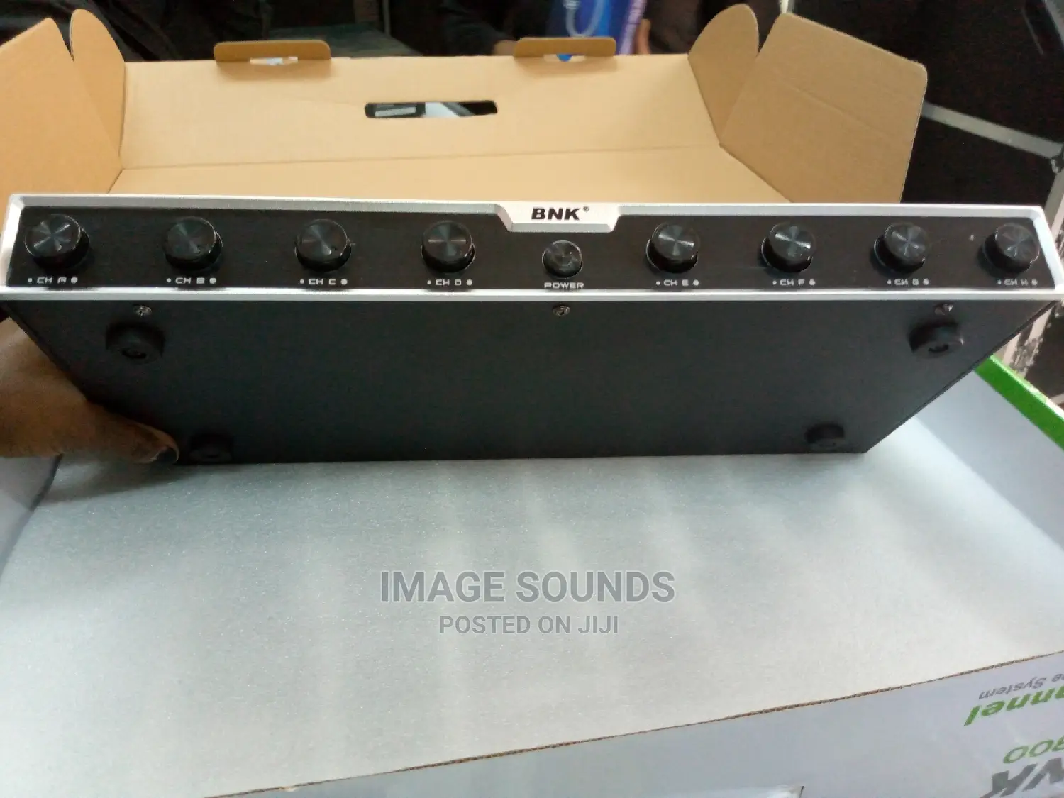 Wireless Microphone Bnk Bk8800