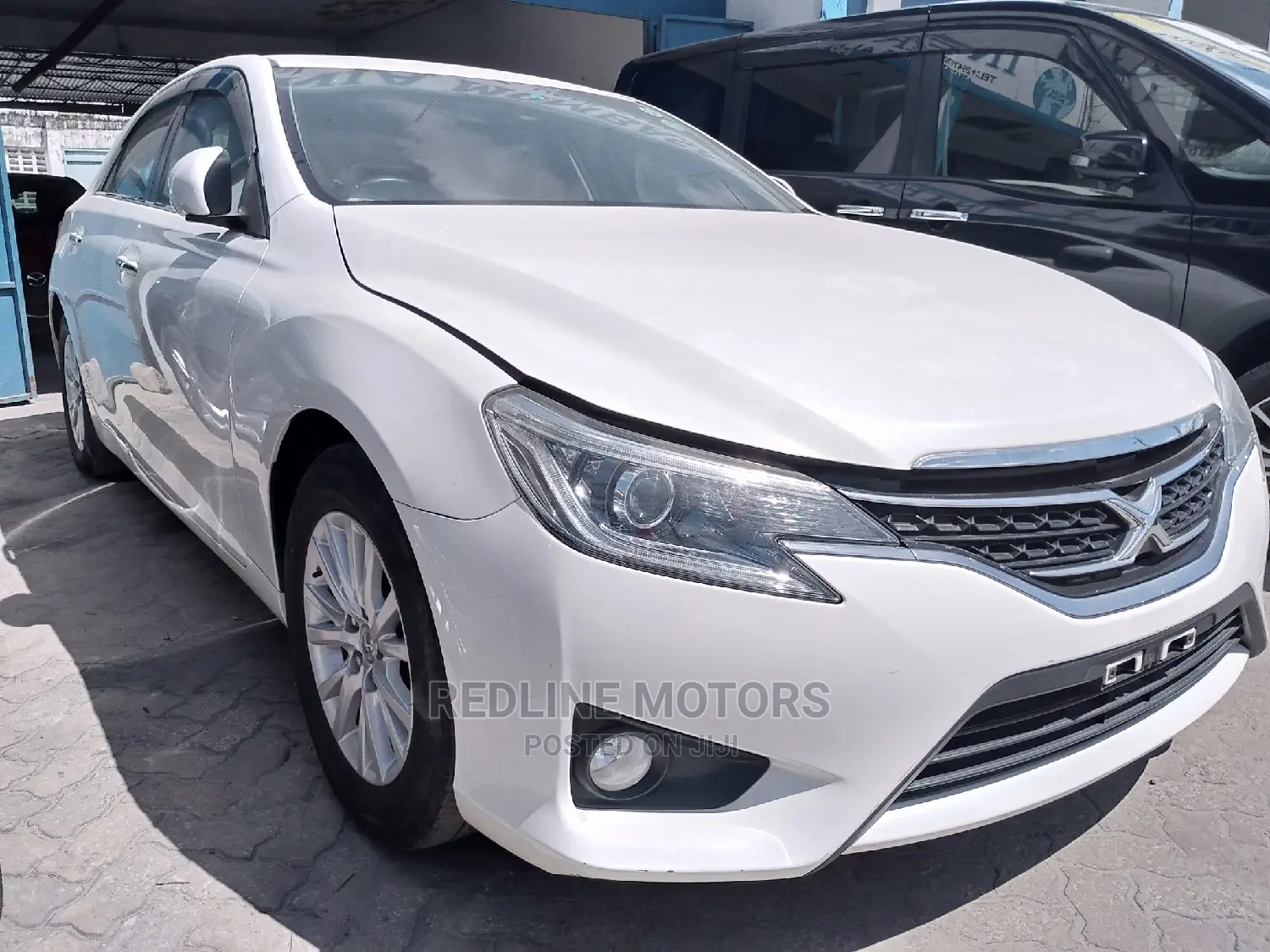 Toyota Mark X 2.5 AWD 2016 White