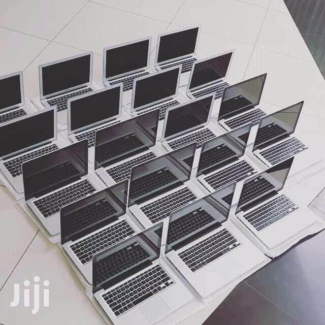 Laptop Apple MacBook Pro 4GB Intel Core i5 HDD 500GB