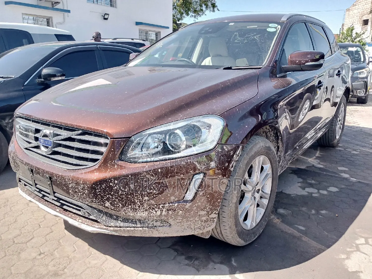 Volvo XC60 T5 AWD 2016 Orange