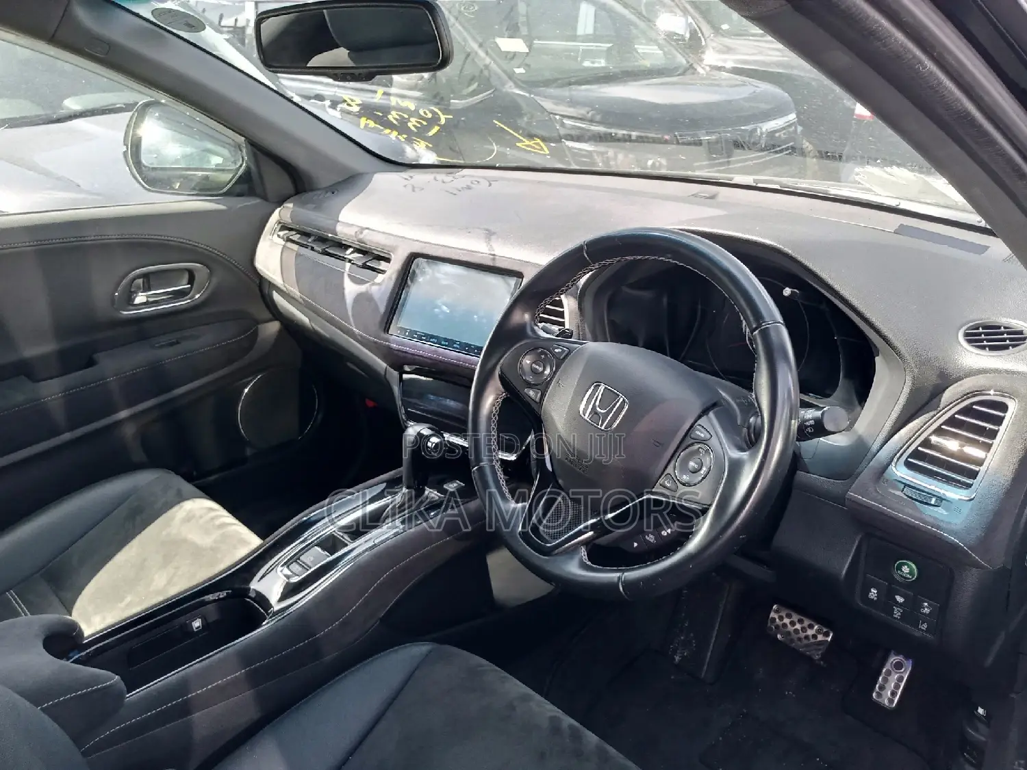 Honda Vezel 1.5 2WD 2016 Matt Black