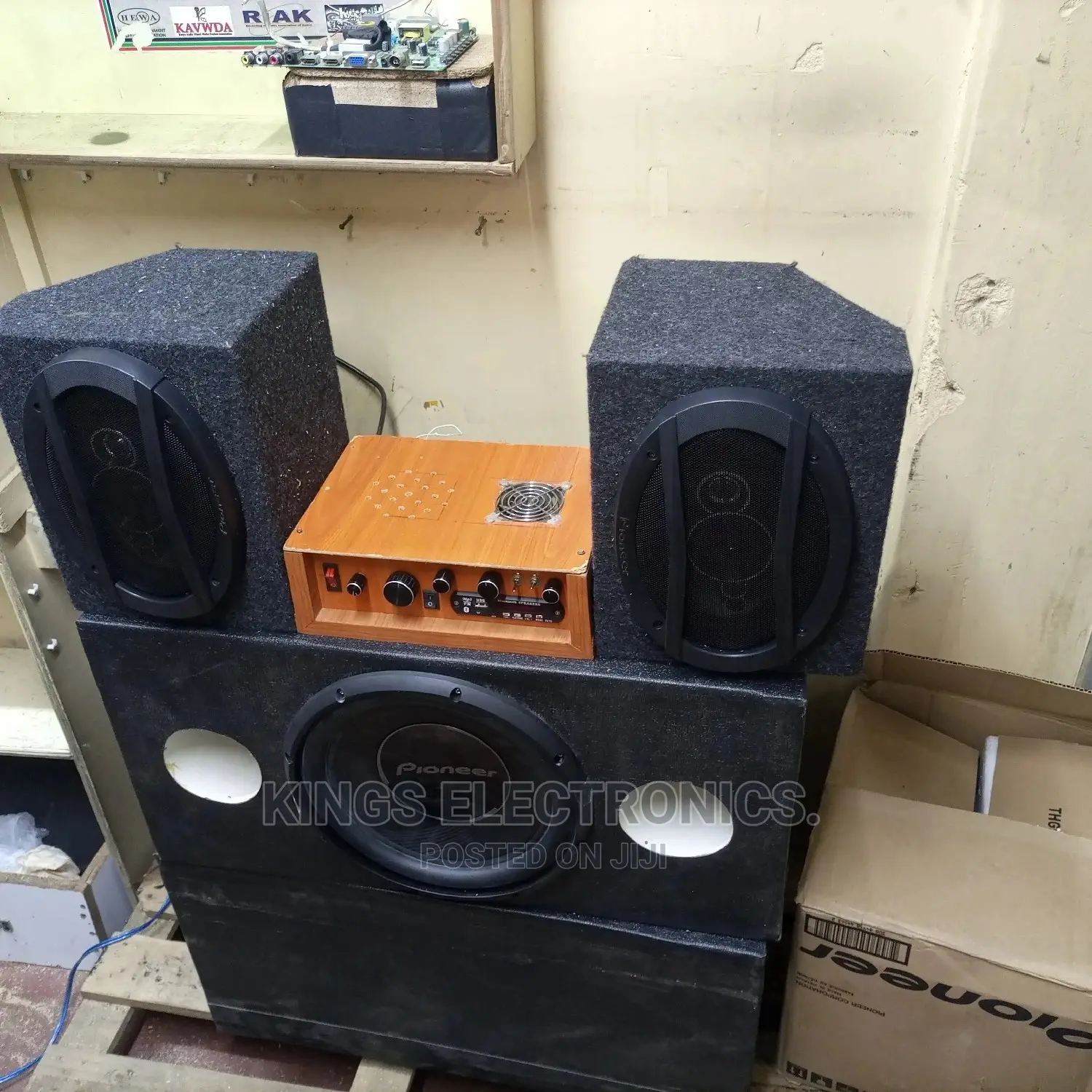 Pioneer Sound Systems 2500watts