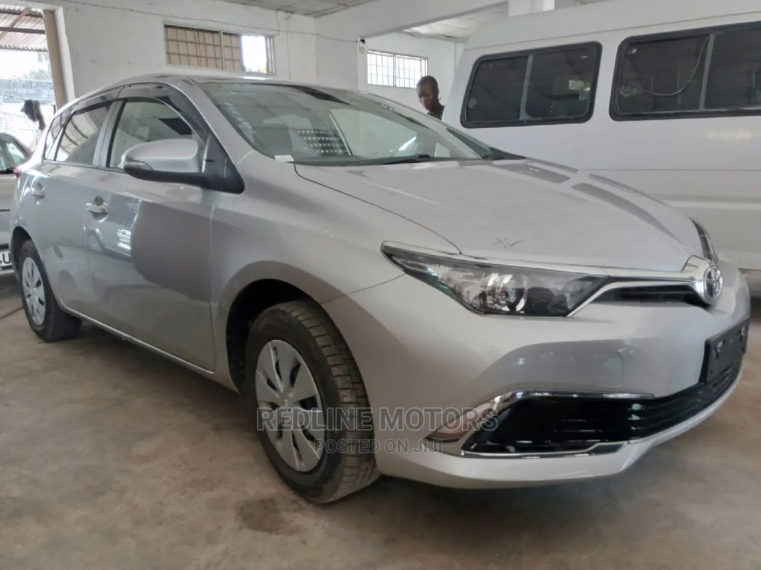 Toyota Auris 2017 Silver