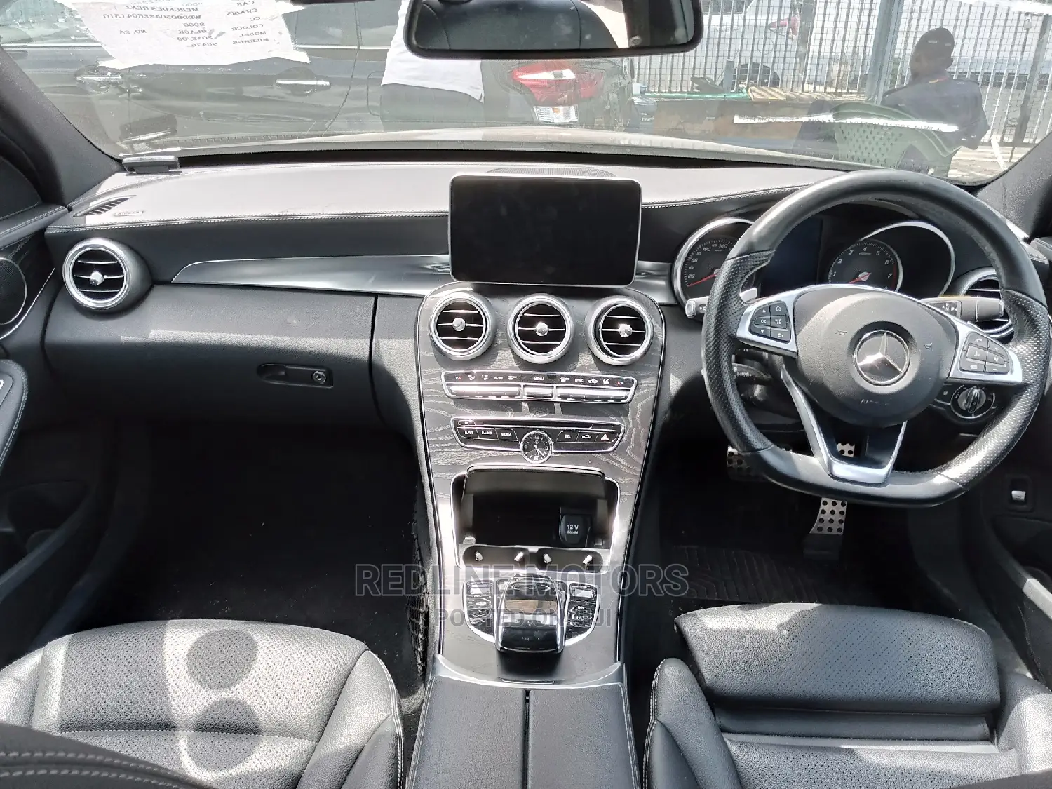 Mercedes-Benz C200 2016 Black