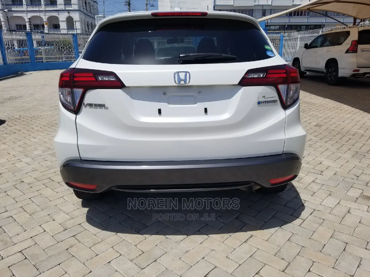 Honda Vezel 2015 Off White