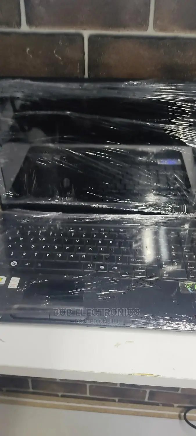Laptop Toshiba Satellite C55 4GB Intel Core I5 500GB