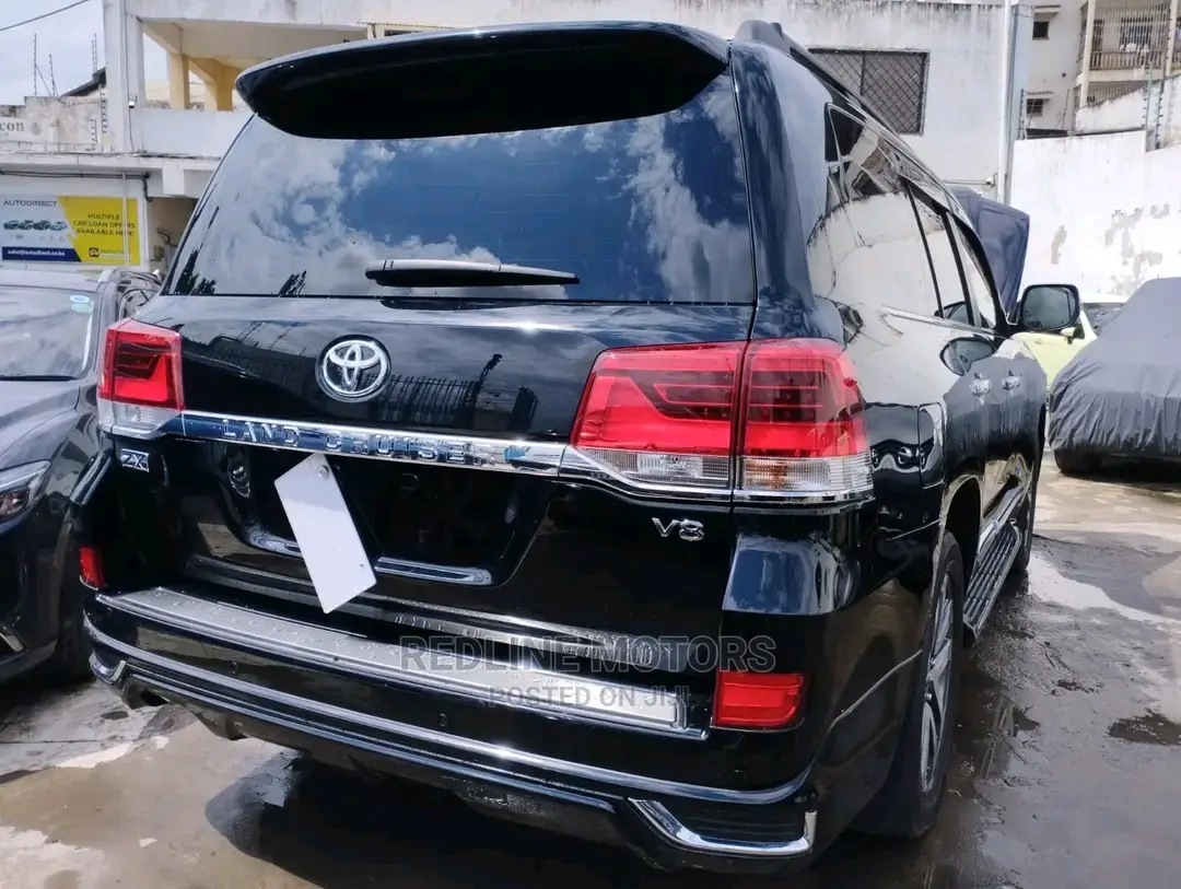 Toyota Land Cruiser Prado 2016 Black