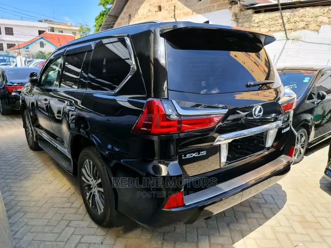 Lexus LX 2016 Black