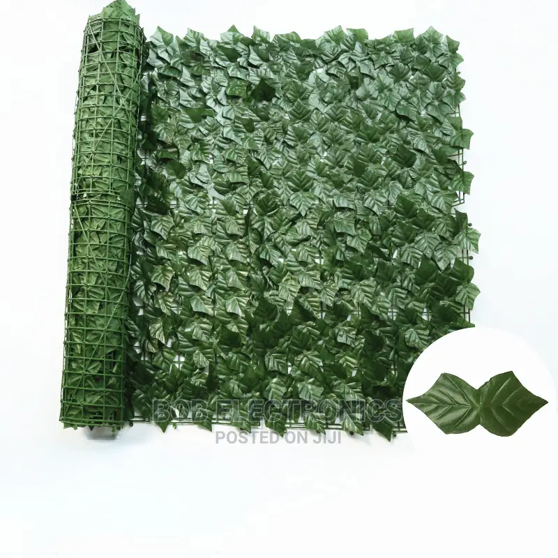Artificial Leafy Privacy Fence