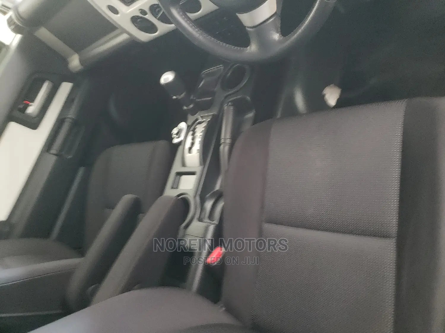 Toyota FJ Cruiser 2015 Beige