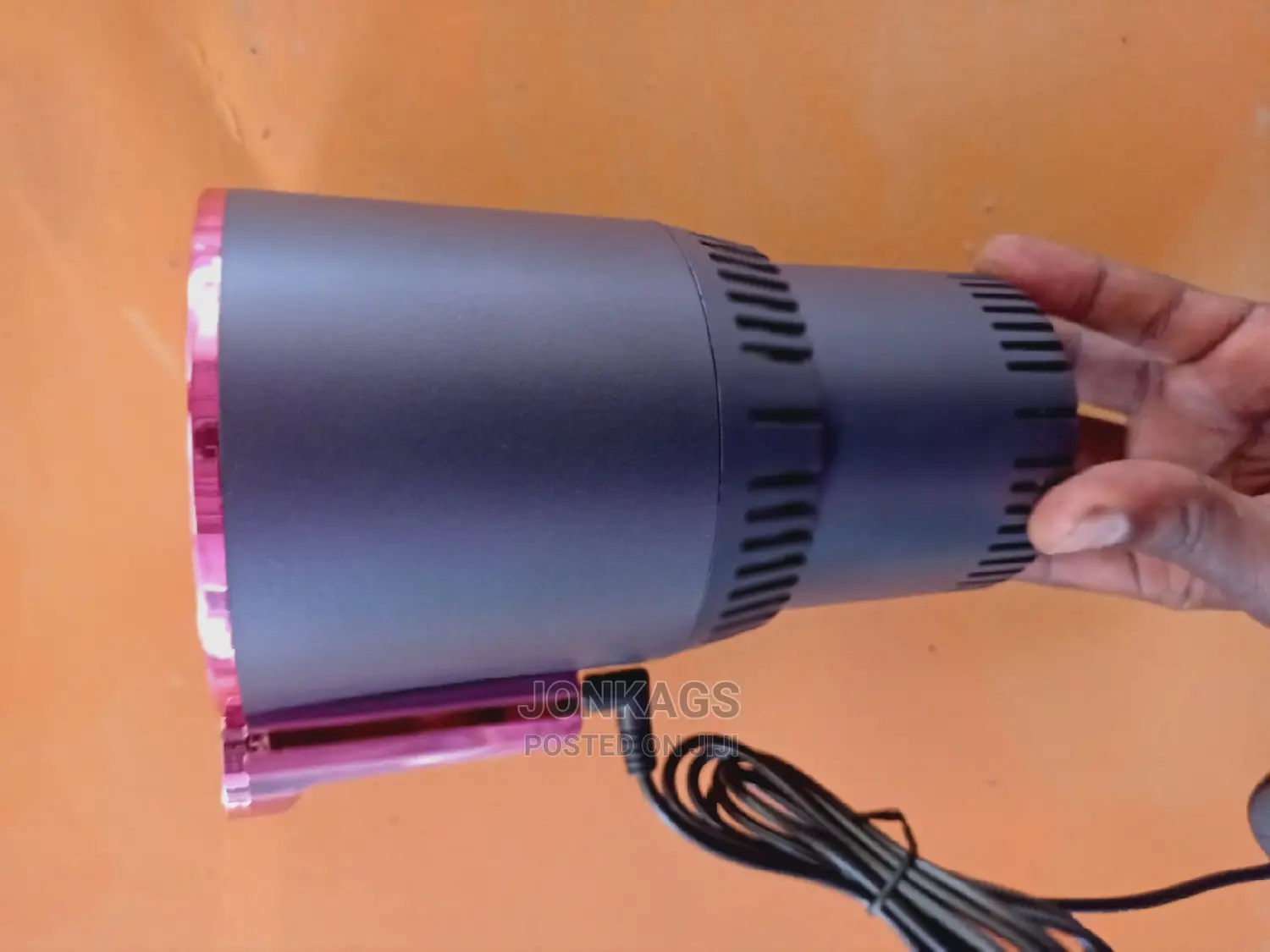 12 v 2 in 1 Smart Cooling Heating Car Cup Holder