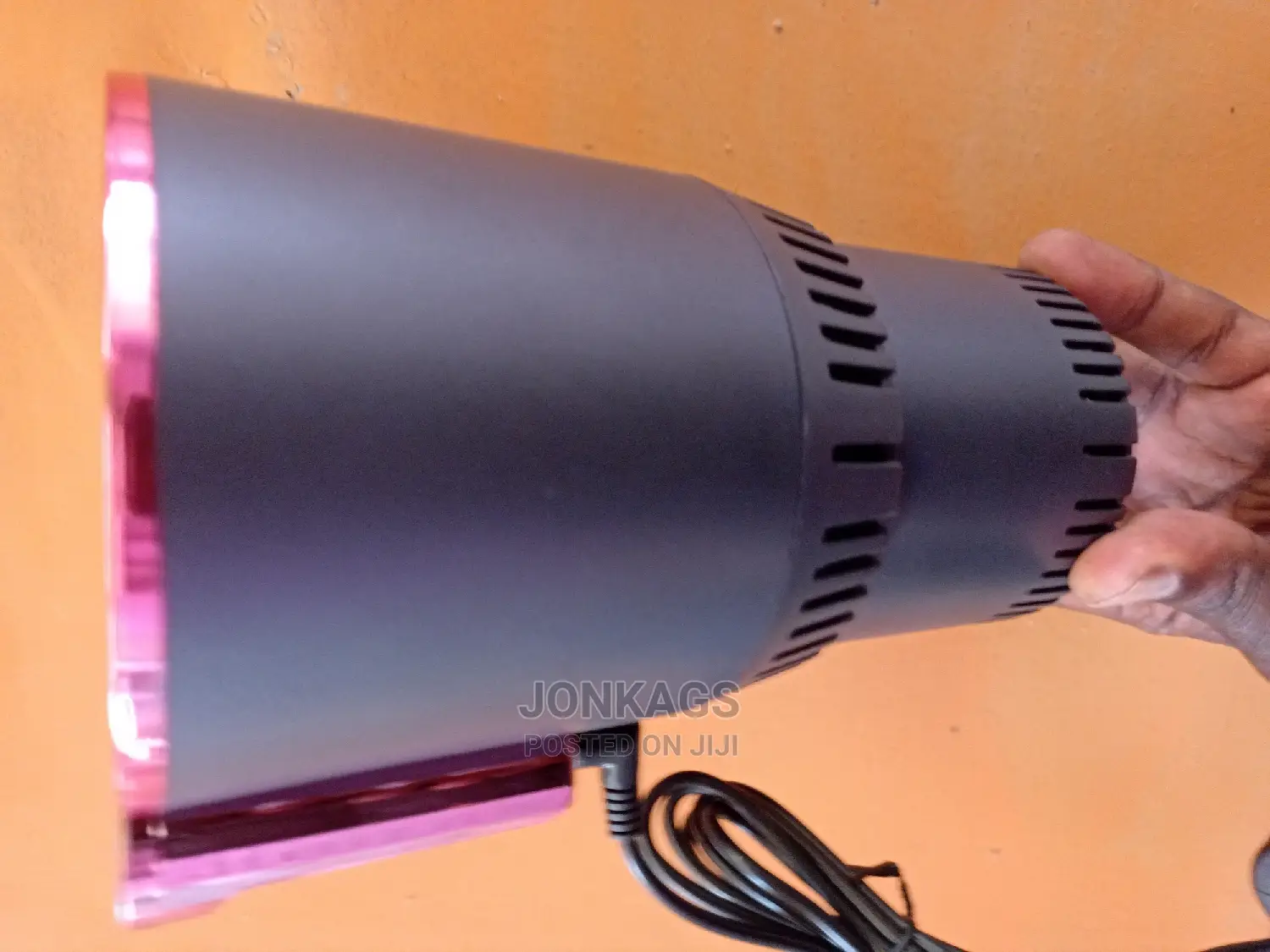 12 v 2 in 1 Smart Cooling Heating Car Cup Holder