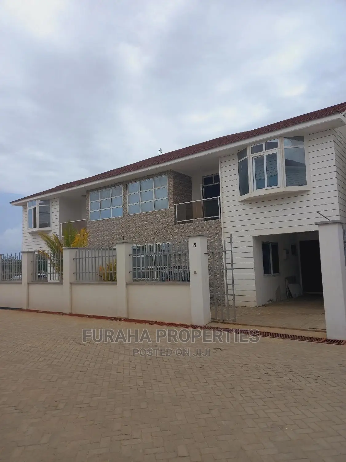 4bdrm Maisonette in Bamburi for sale