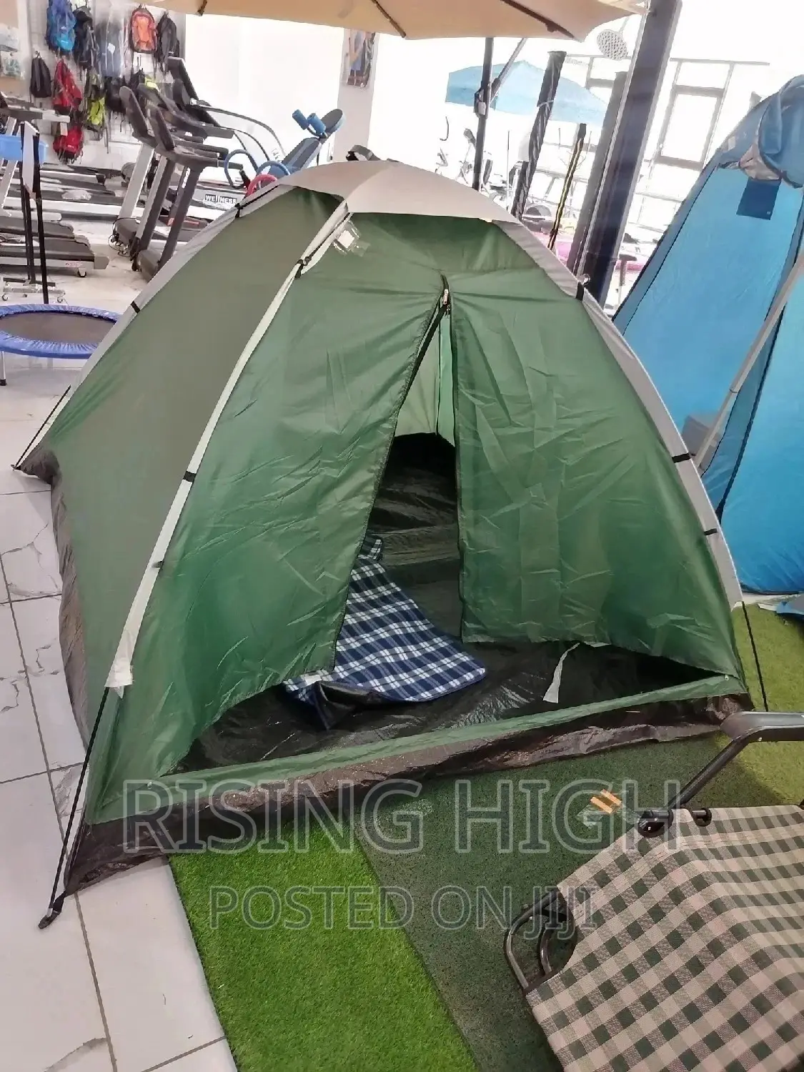 Superior Quality 4 Person Camping Tent