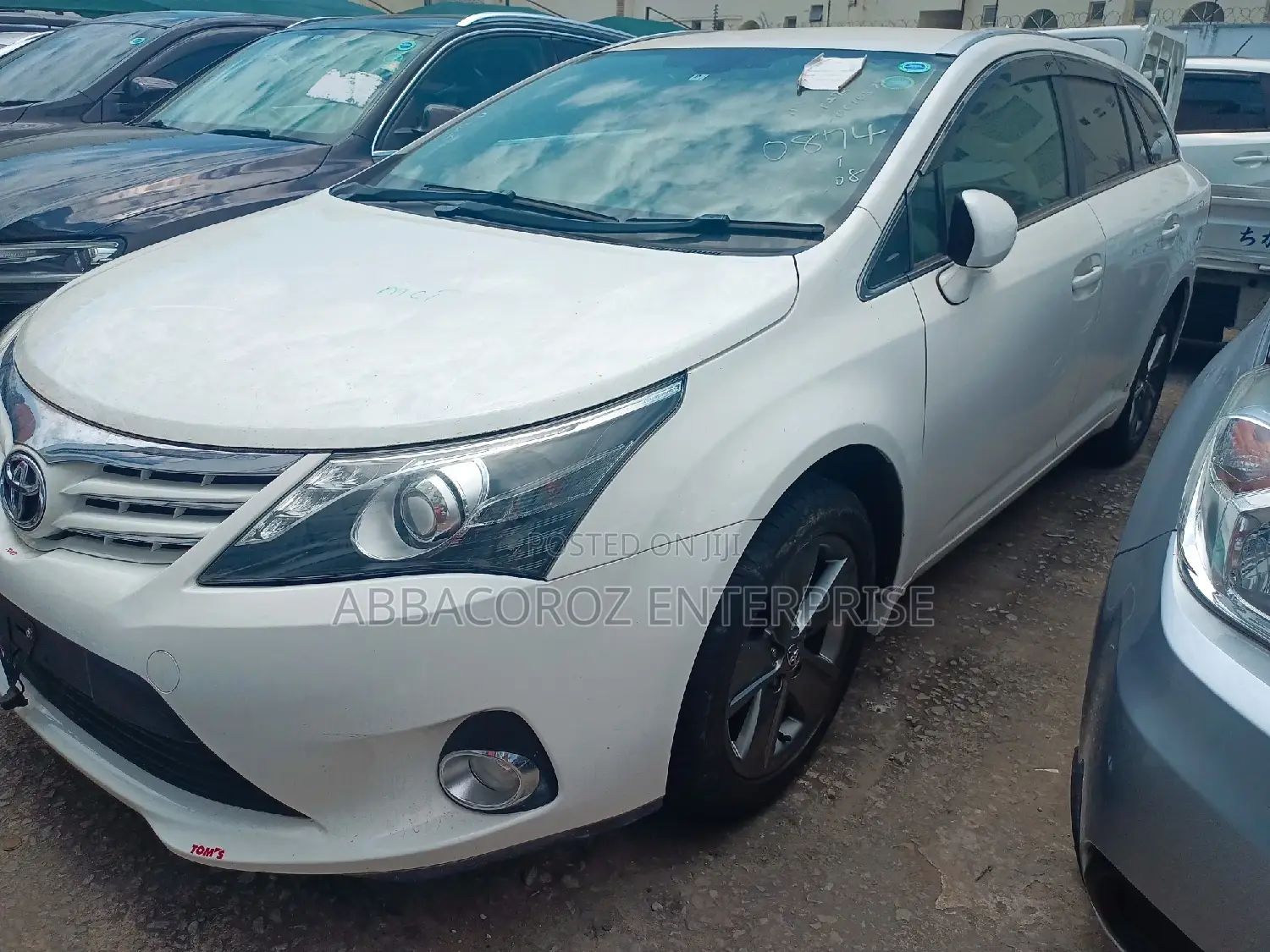 Toyota Avensis 2015 White