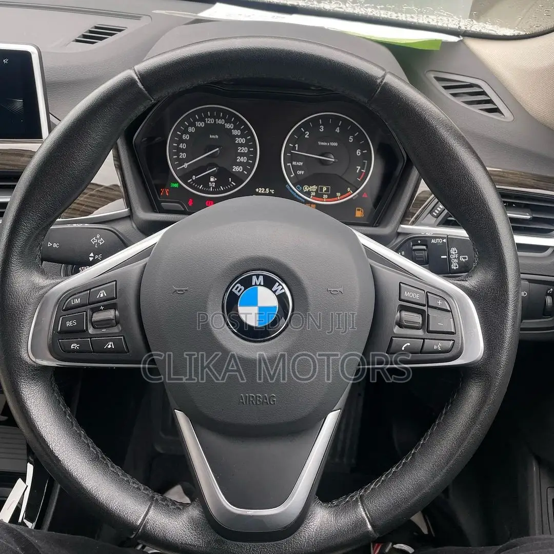 BMW X1 sDrive28i FWD 2017 White