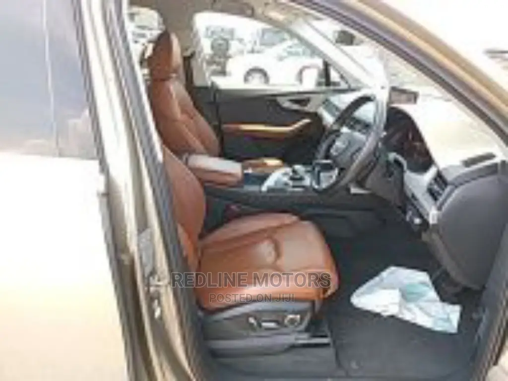 Audi Q7 2016 Gold
