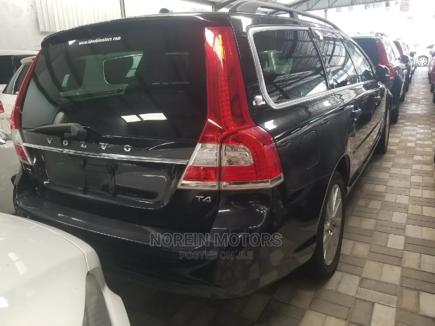Volvo V70 2013 Black