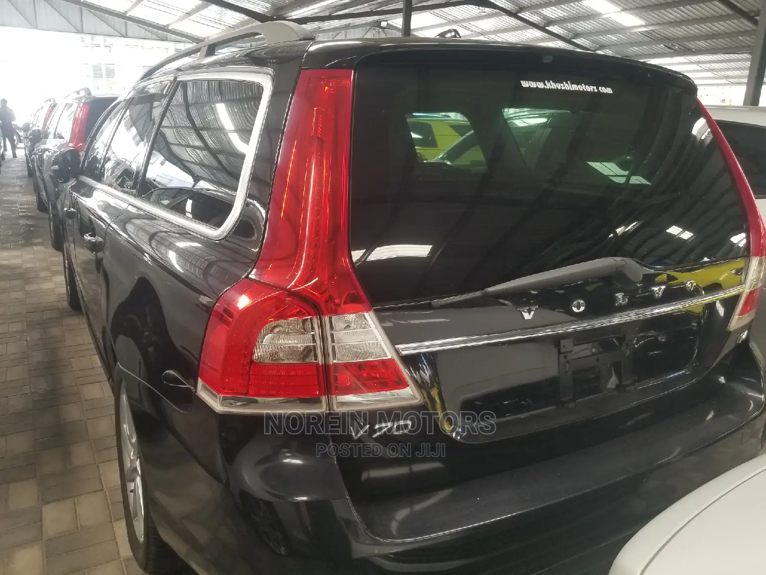Volvo V70 2013 Black