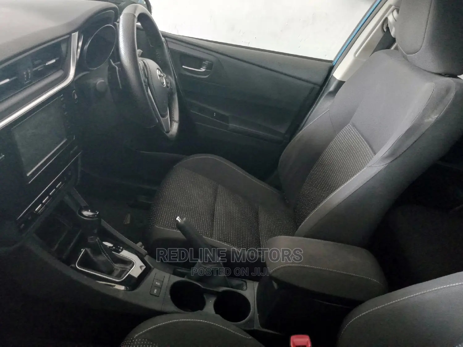 Toyota Auris 2016 Blue