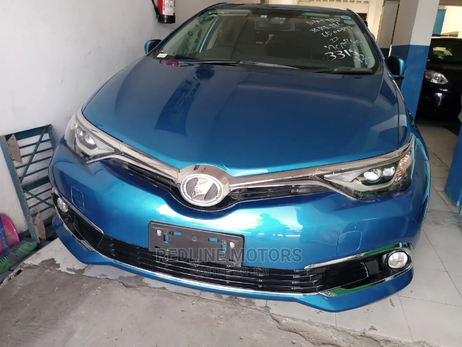 Toyota Auris 2016 Blue