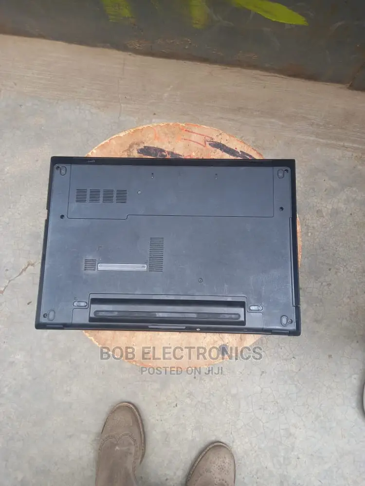 Laptop Lenovo IdeaPad U410 4GB Intel Celeron HDD 320GB