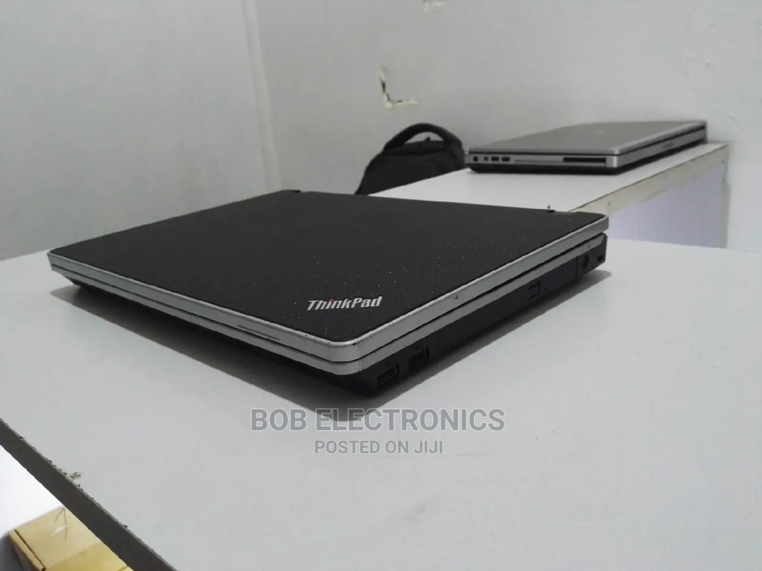 Laptop Lenovo IdeaPad U410 4GB Intel Celeron HDD 320GB