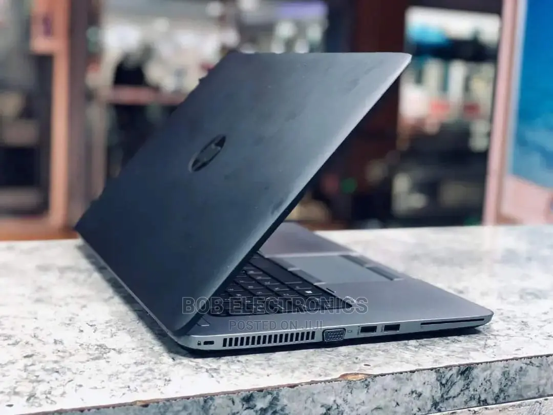 Laptop HP 14-Dq1088wm 8GB Intel Core I5 HDD 1T