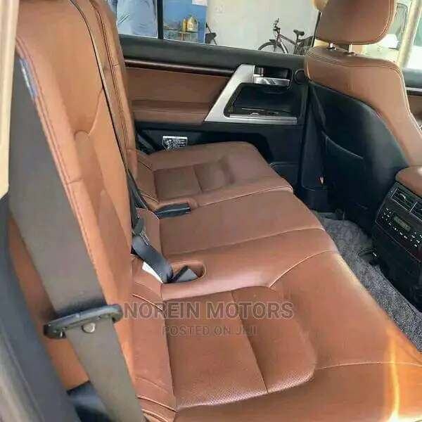 Toyota Land Cruiser Prado 2015 Gold