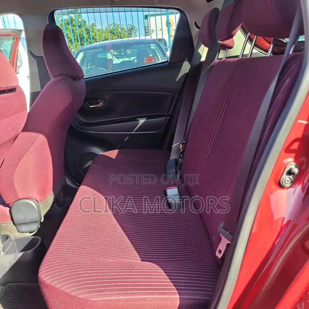 Toyota Vitz 2016 Red