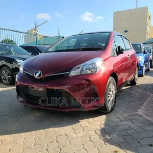 Toyota Vitz 2016 Red