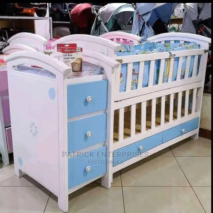 Morden Wooden Baby Cots Plus Chest of Drawers