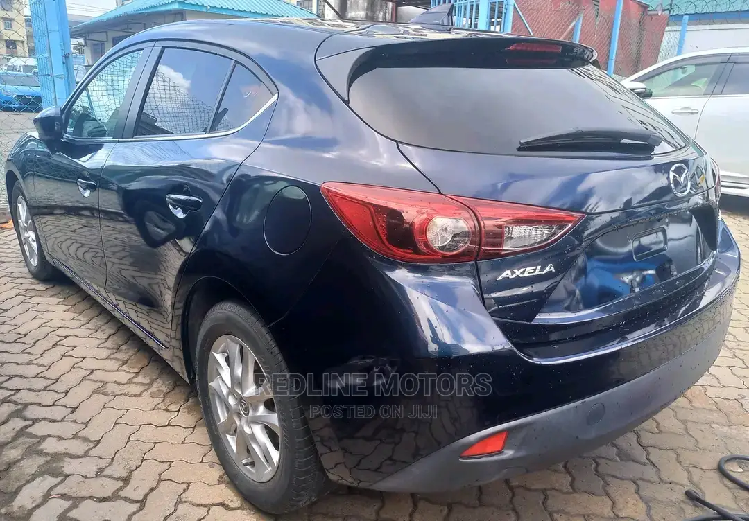 Mazda Axela 2016 Blue