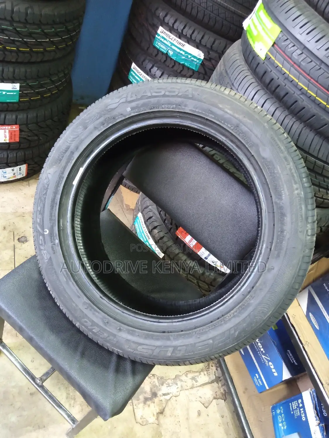 215/55r17 Lassa Tyre