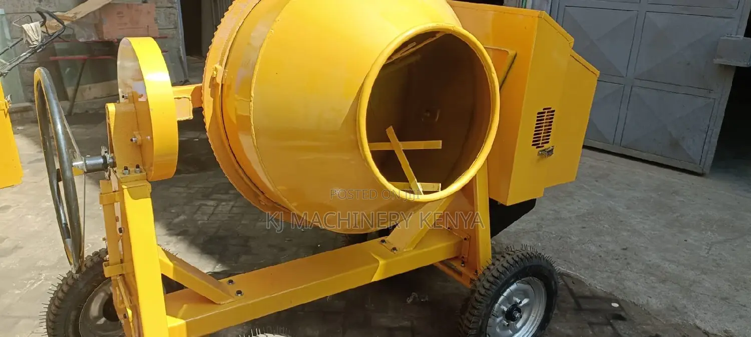 400litres Concrete Mixer on OFFER!