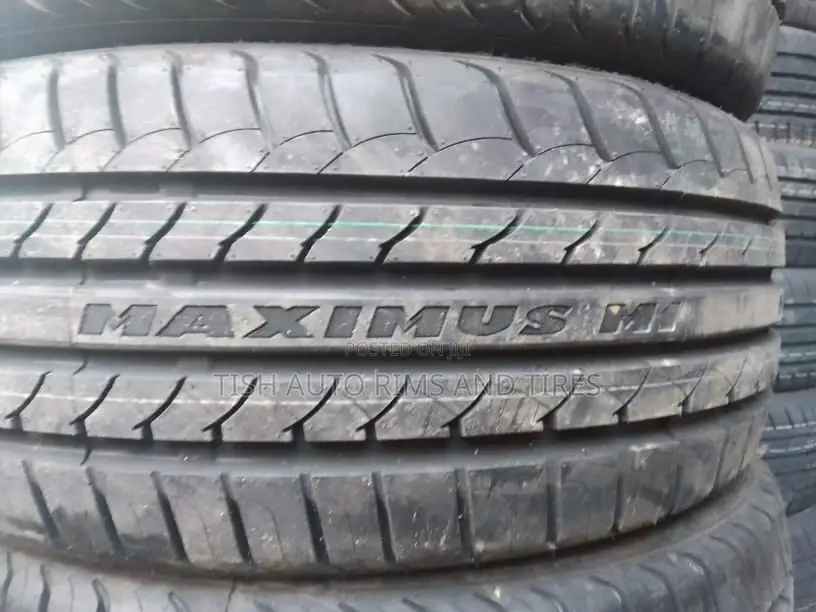 215/60r17 Maxtrek