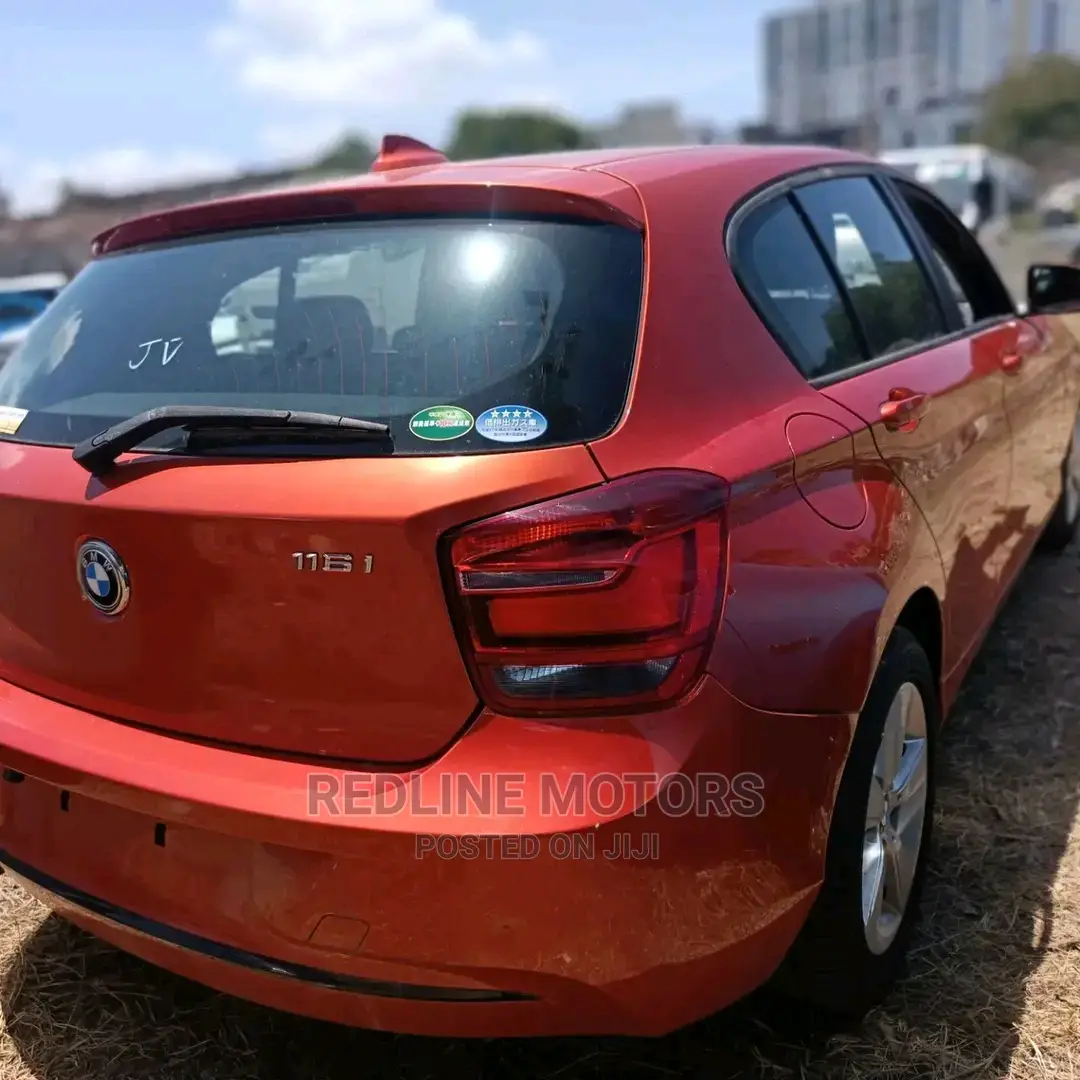 BMW 116i 2016 Red