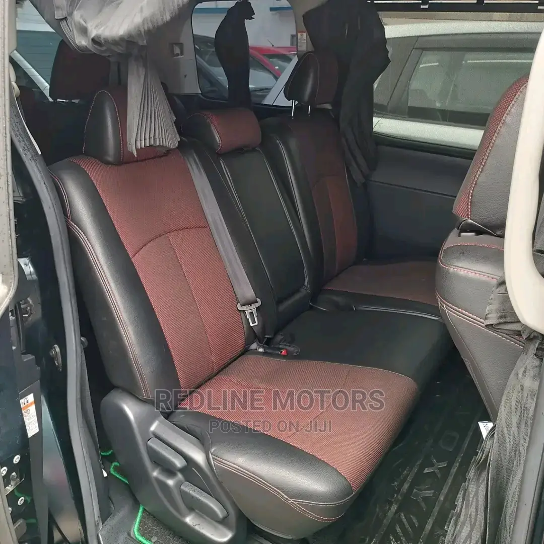 Toyota Voxy 2016 Black