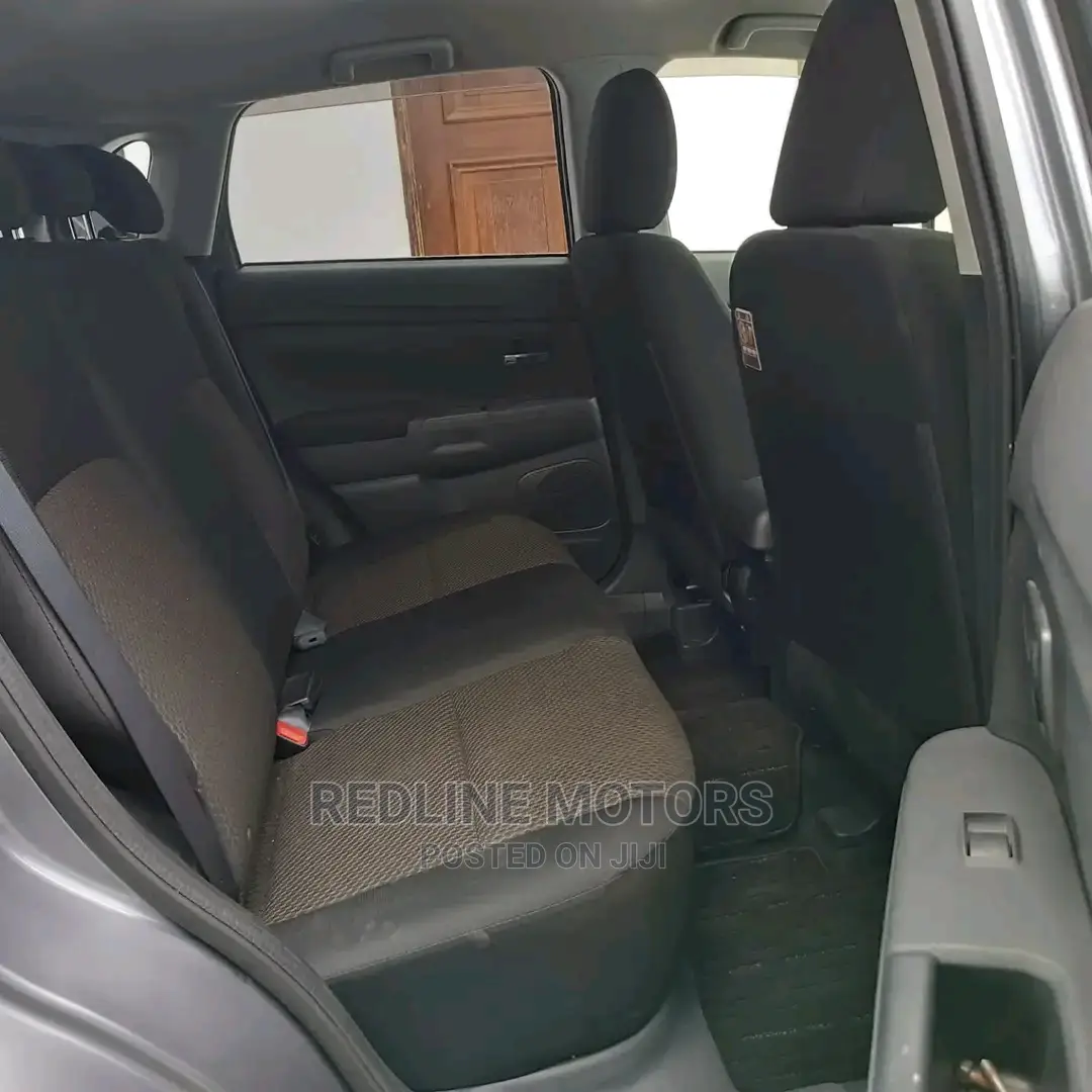Mitsubishi RVR 2017 Gray