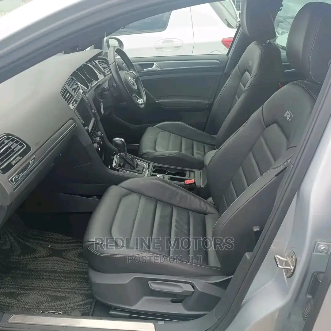Volkswagen Golf 2016 Silver