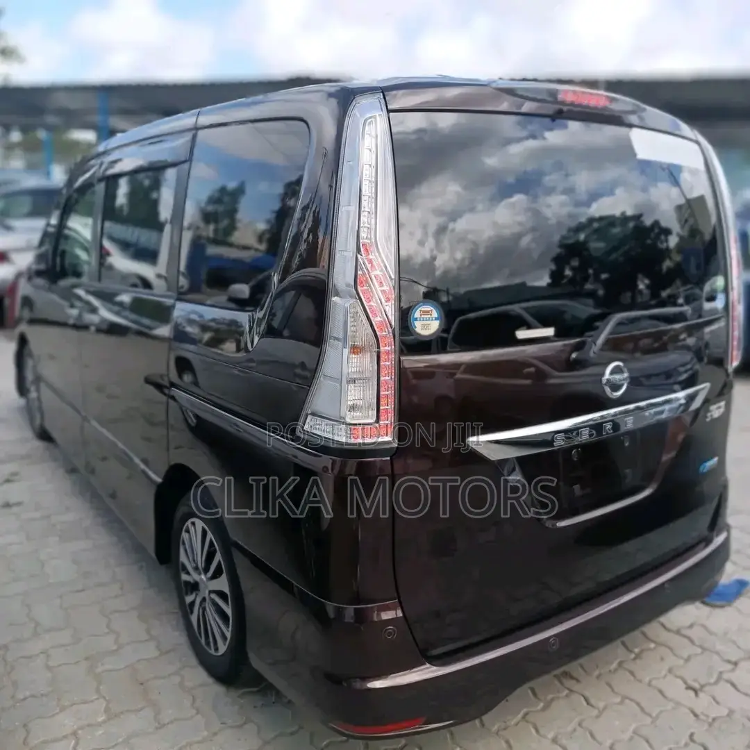 Nissan Serena 2016 Btown