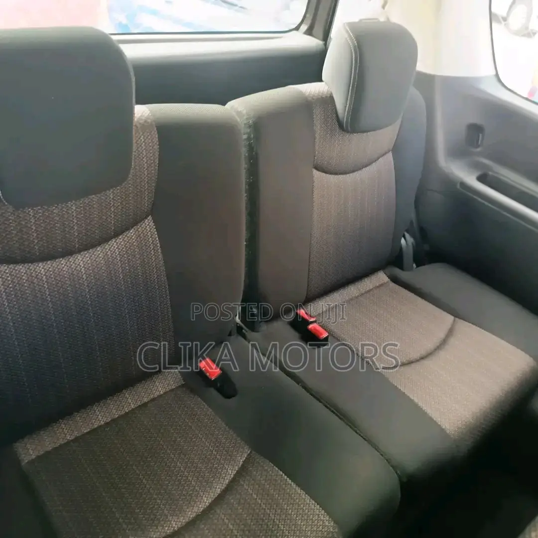 Nissan Serena 2016 Btown