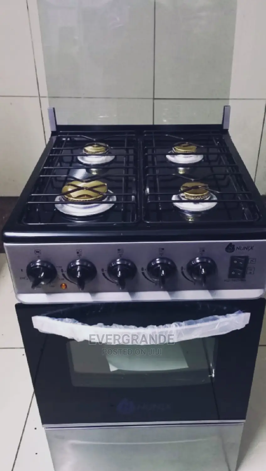 4 Burner Standing Cooker. Nunix Brand