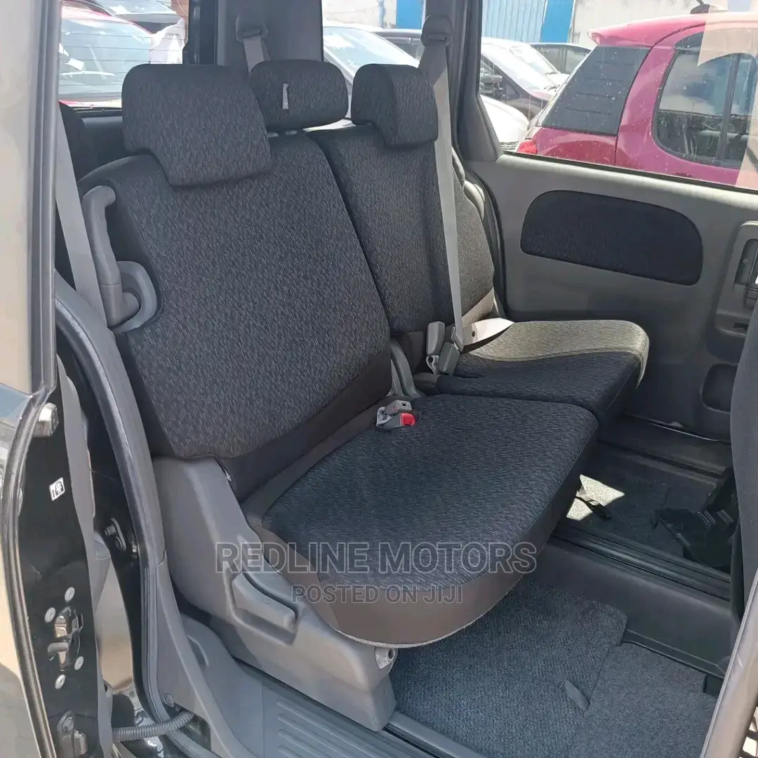 Toyota Passo 2016 Red