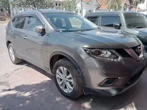 Nissan X-Trail 2016 Gray