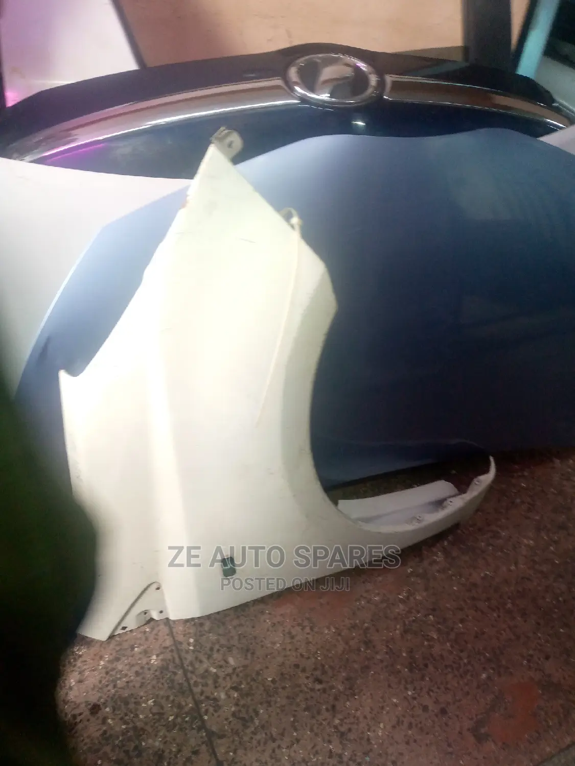 Nissan Note 2008 Fender