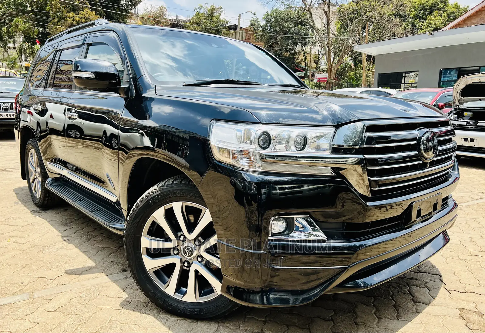 Toyota Land Cruiser 4.6 V8 ZX 2019 Black