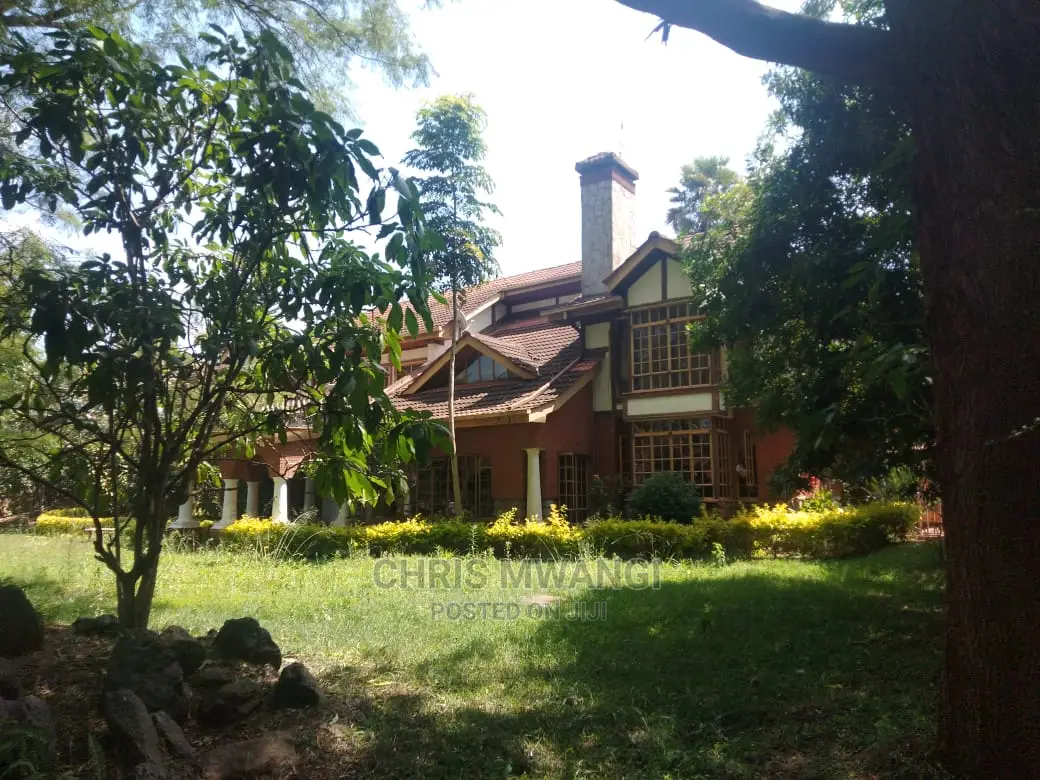 Furnished 5bdrm Maisonette in Mimosa Drive, Runda for Sale