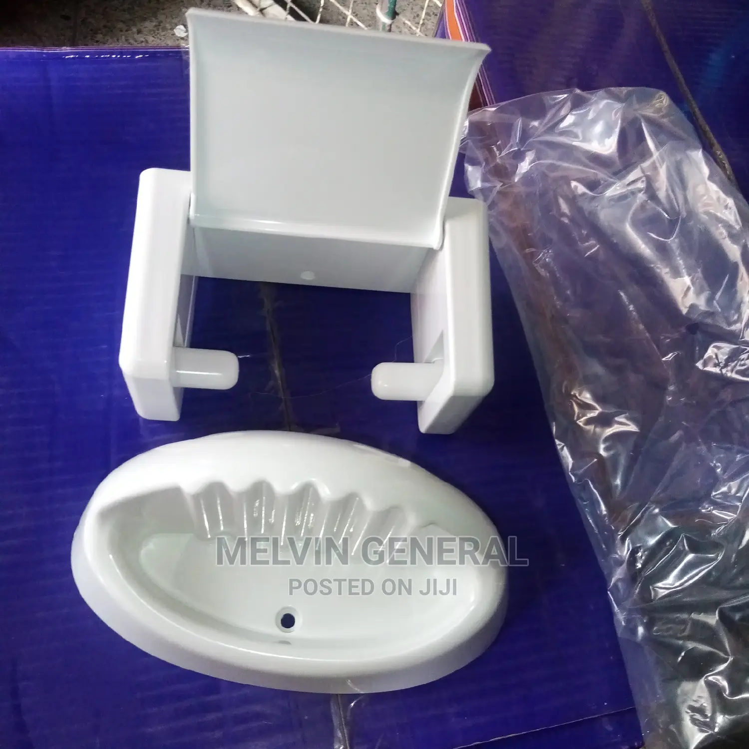 Combination Plastic Tissue Holder and Soap Dish