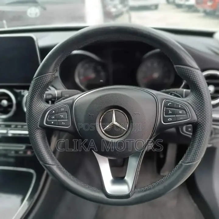 Mercedes-Benz C180 2016 White